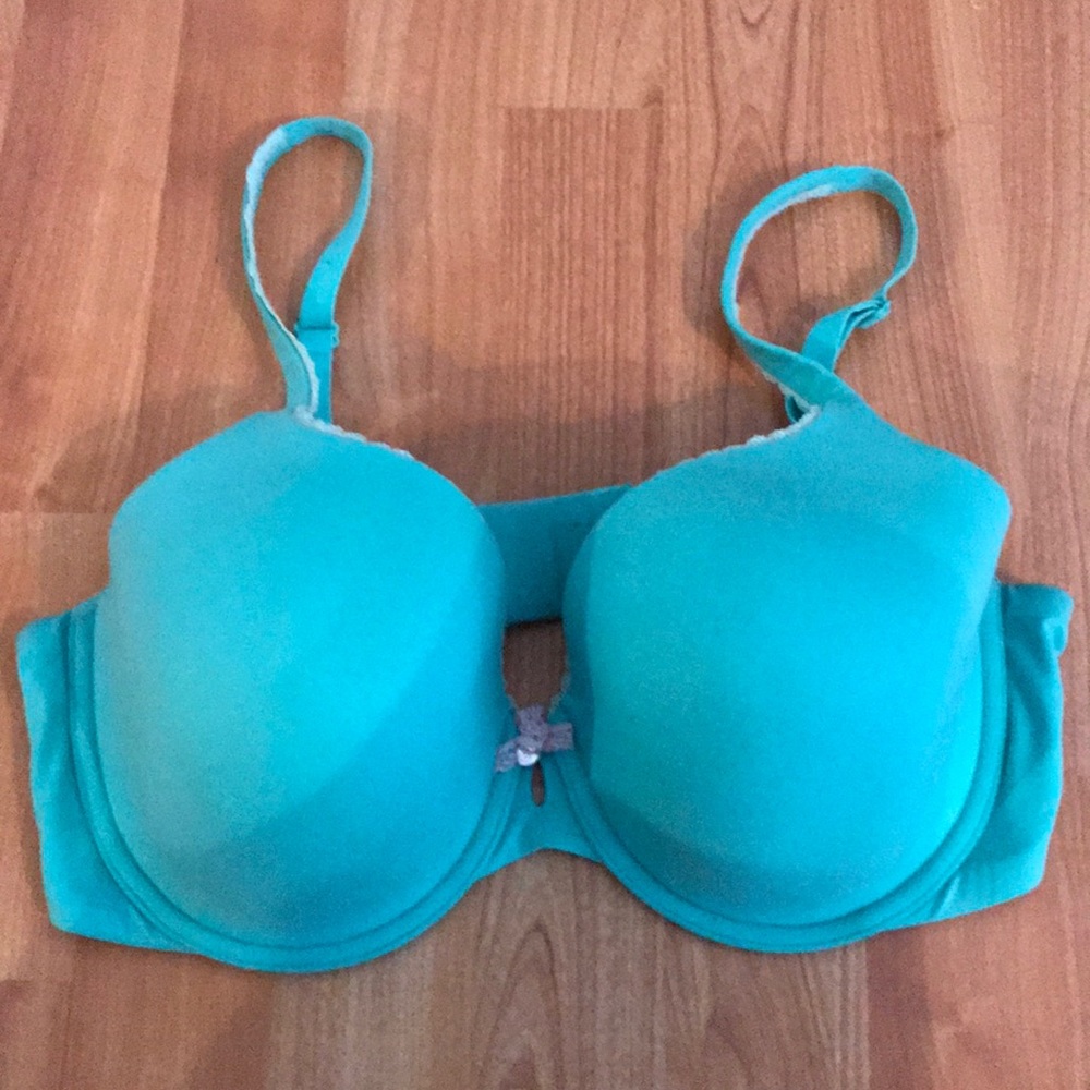 Victoria’s Secret bra